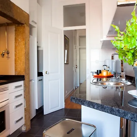 Myplace - Castle Лісабон